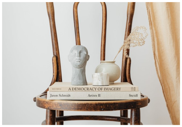 Chair for reading